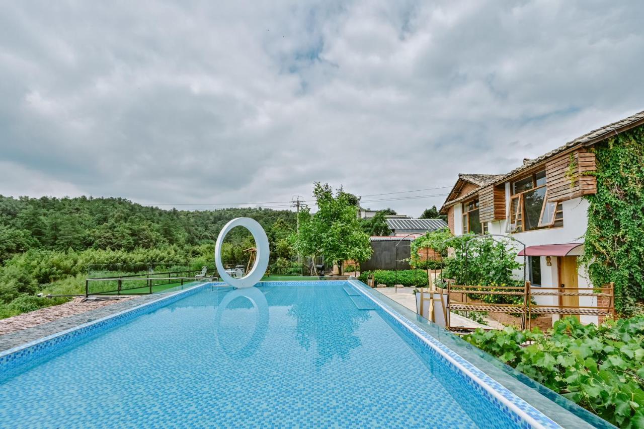 Chunjian Guesthouse คุนหมิง ภายนอก รูปภาพ