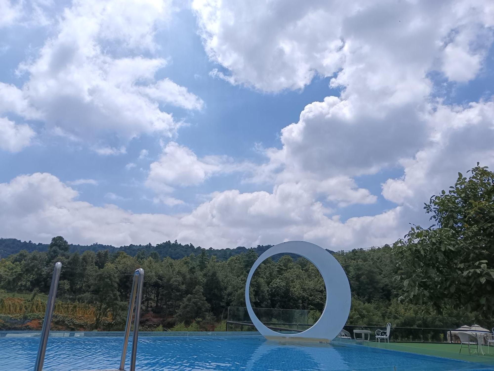 Chunjian Guesthouse คุนหมิง ภายนอก รูปภาพ
