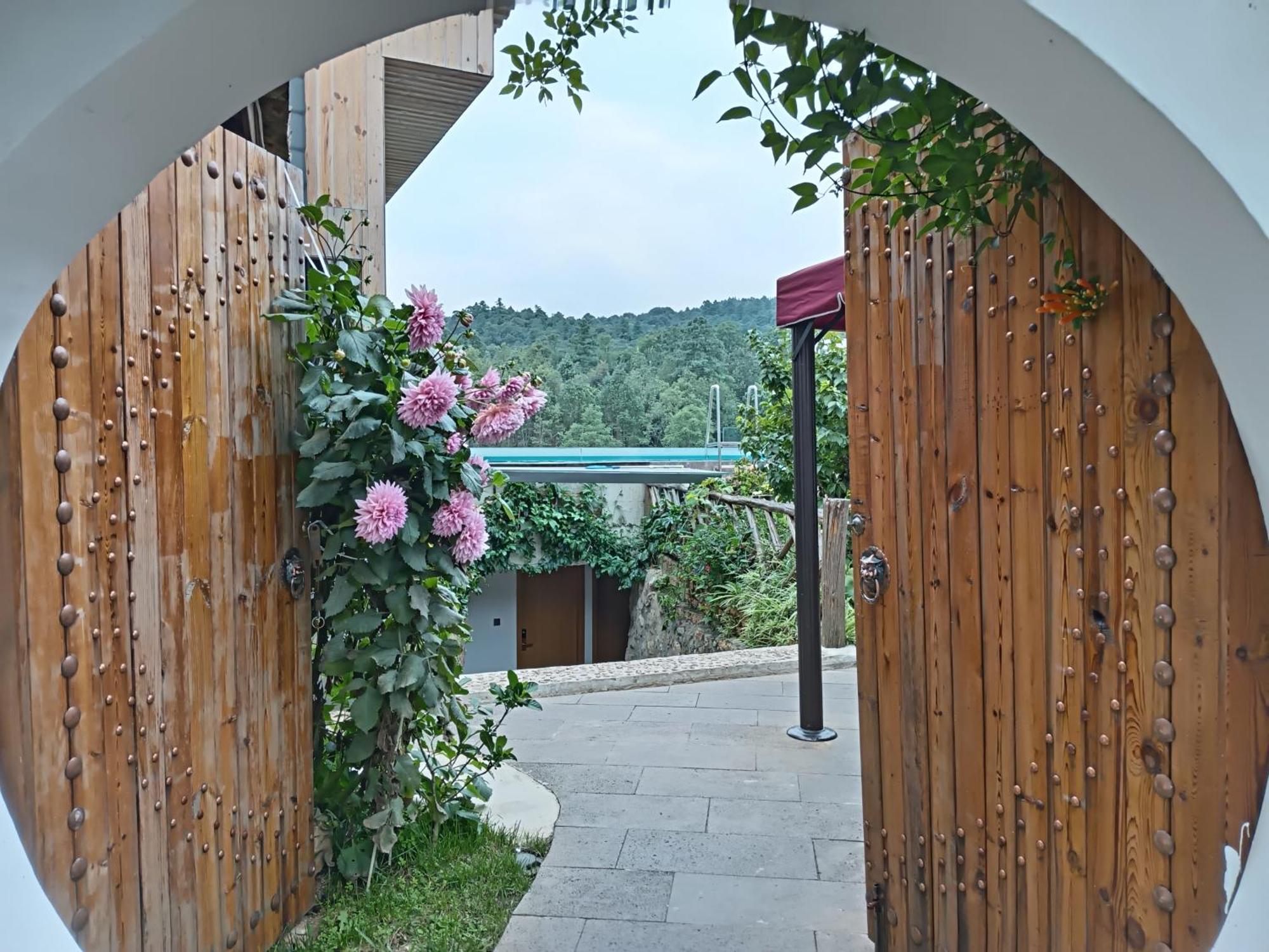 Chunjian Guesthouse คุนหมิง ภายนอก รูปภาพ
